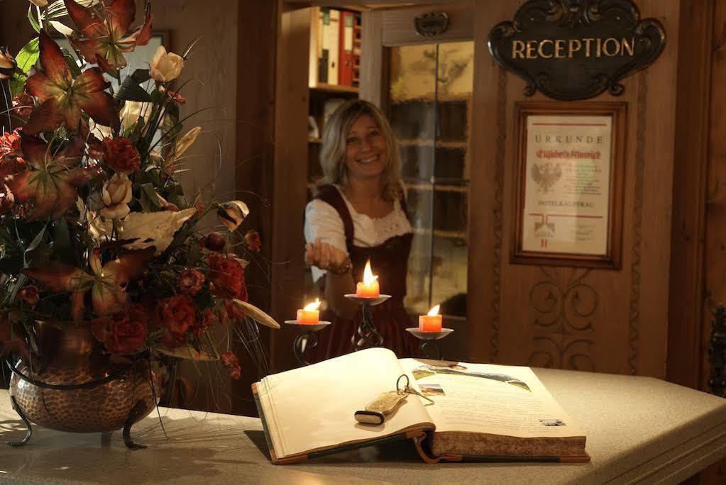 Hotel Bergland Lermoos Kültér fotó